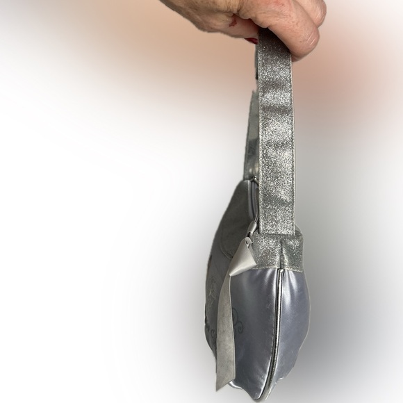 Disney Snow White Shoulder Bag (Girls) - Picture 3 of 3